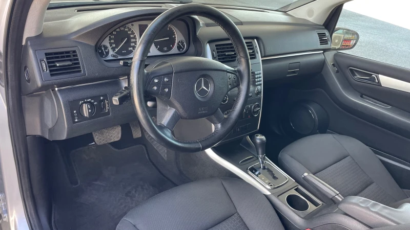 Mercedes-Benz C 200 2.0 CDI NAVI, снимка 9 - Автомобили и джипове - 52830727