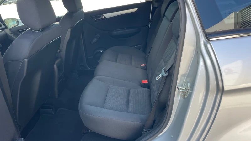 Mercedes-Benz C 200 2.0 CDI NAVI, снимка 15 - Автомобили и джипове - 52830727