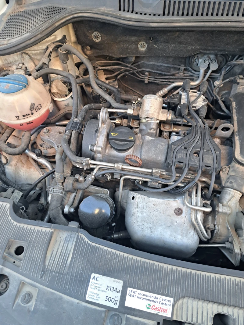 Seat Ibiza TSI, снимка 10 - Автомобили и джипове - 53468423