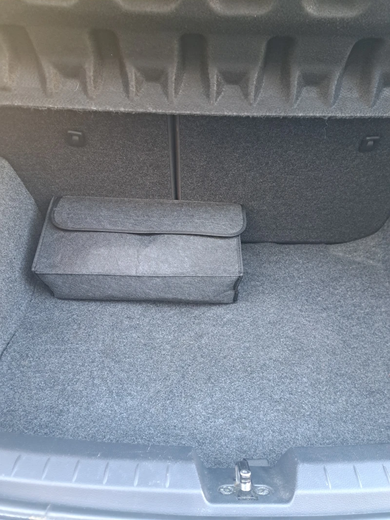 Seat Ibiza TSI, снимка 12 - Автомобили и джипове - 53468423