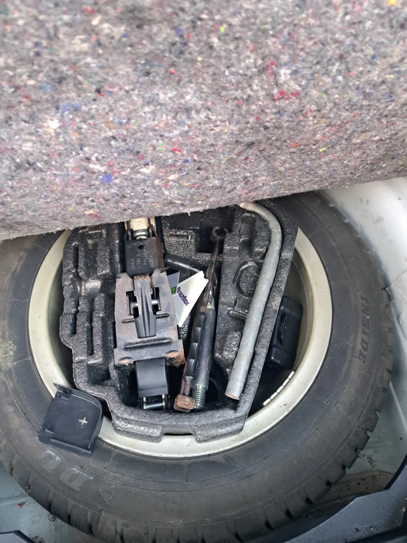 Seat Ibiza TSI, снимка 13 - Автомобили и джипове - 53468423