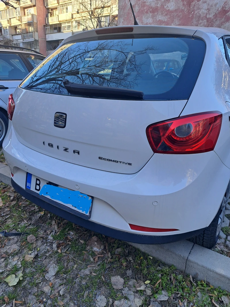 Seat Ibiza TSI, снимка 2 - Автомобили и джипове - 53468423