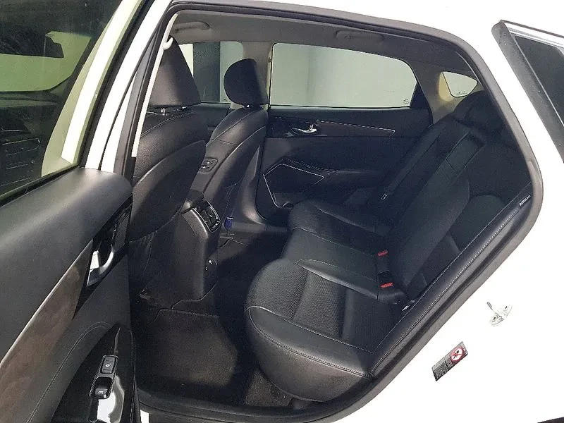 Kia K7 Premier 2.2 Diesel Prestige, снимка 9 - Автомобили и джипове - 55046498