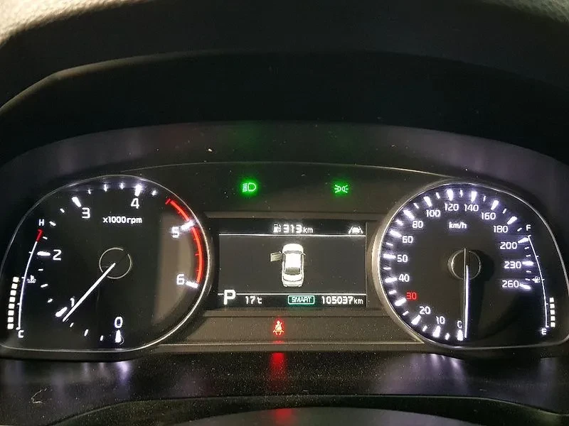 Kia K7 Premier 2.2 Diesel Prestige, снимка 7 - Автомобили и джипове - 55046498