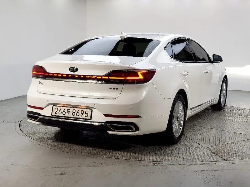 Kia K7 Premier 2.2 Diesel Prestige, снимка 4 - Автомобили и джипове - 55046498