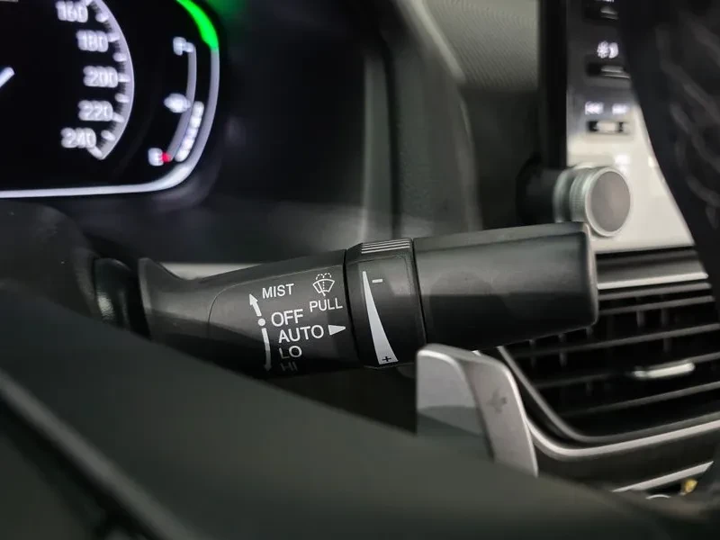 Honda Accord 2.0 Hybrid Ex-L, снимка 15 - Автомобили и джипове - 56159848