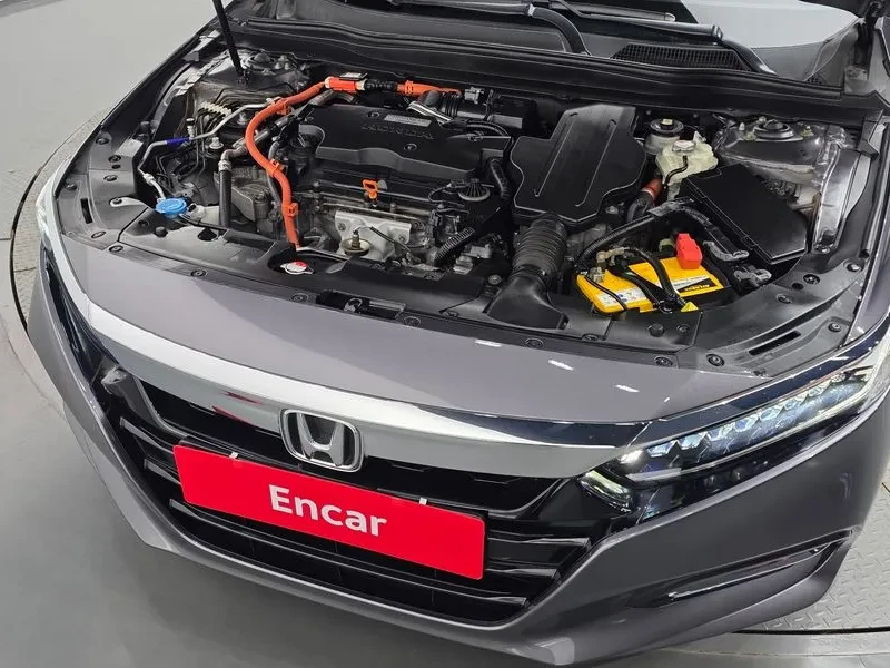 Honda Accord 2.0 Hybrid Ex-L, снимка 6 - Автомобили и джипове - 56159848