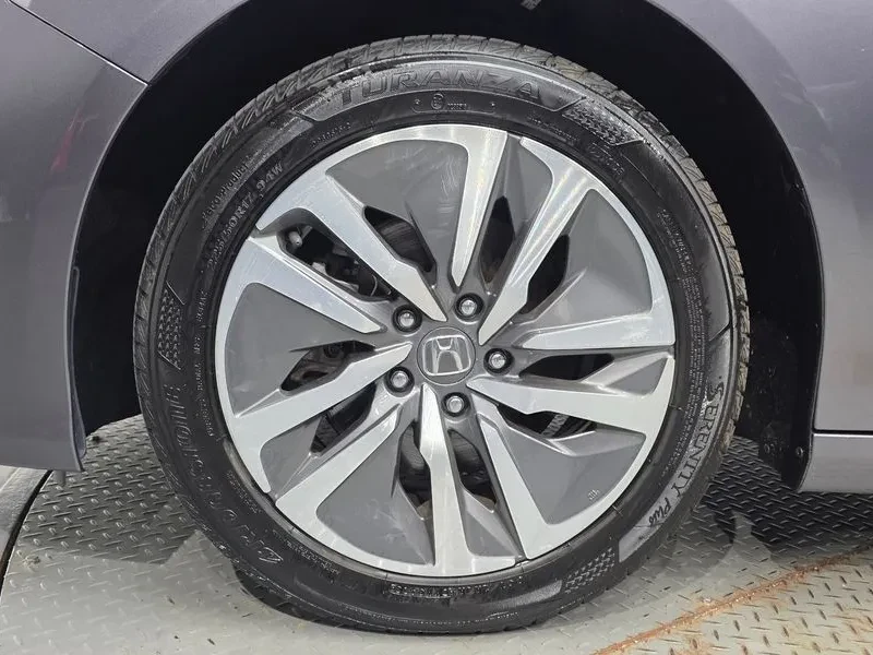 Honda Accord 2.0 Hybrid Ex-L, снимка 5 - Автомобили и джипове - 56159848