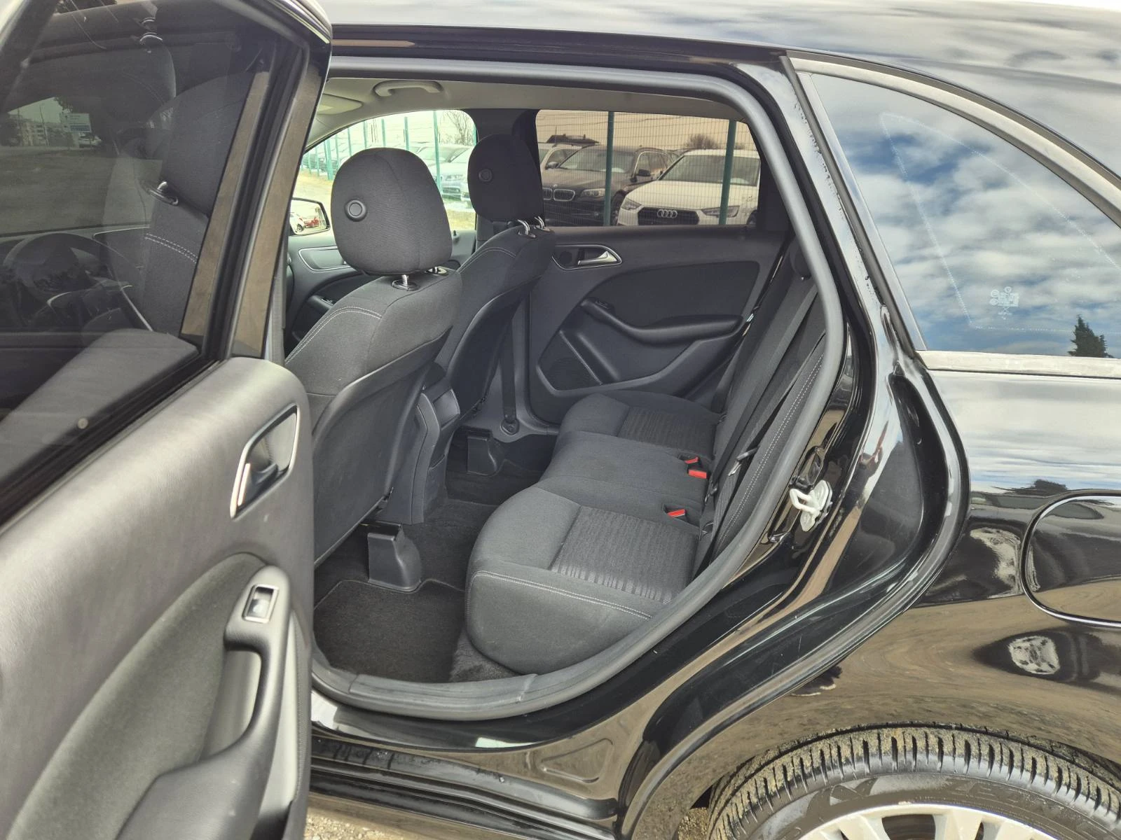 Mercedes-Benz B 180 1.5CDI | Mobile.bg — изображение 12