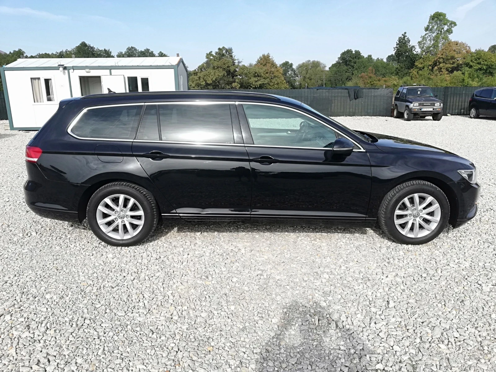 VW Passat 2.0TDI kli navi 150ks - изображение 7