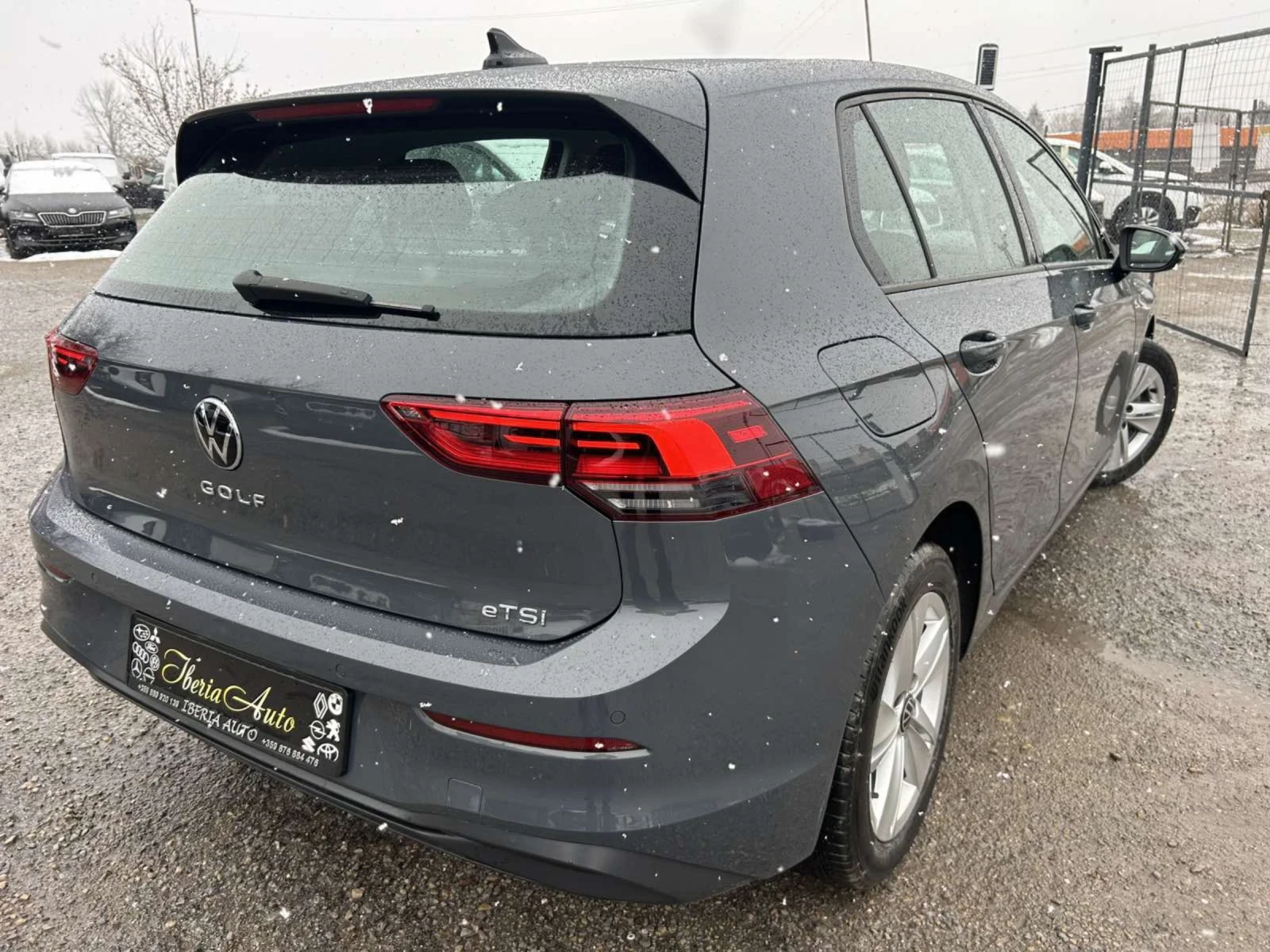 VW Golf 8 * 1.5 еTSi 150 * ACC * FULL LED * NAVI *  - изображение 4