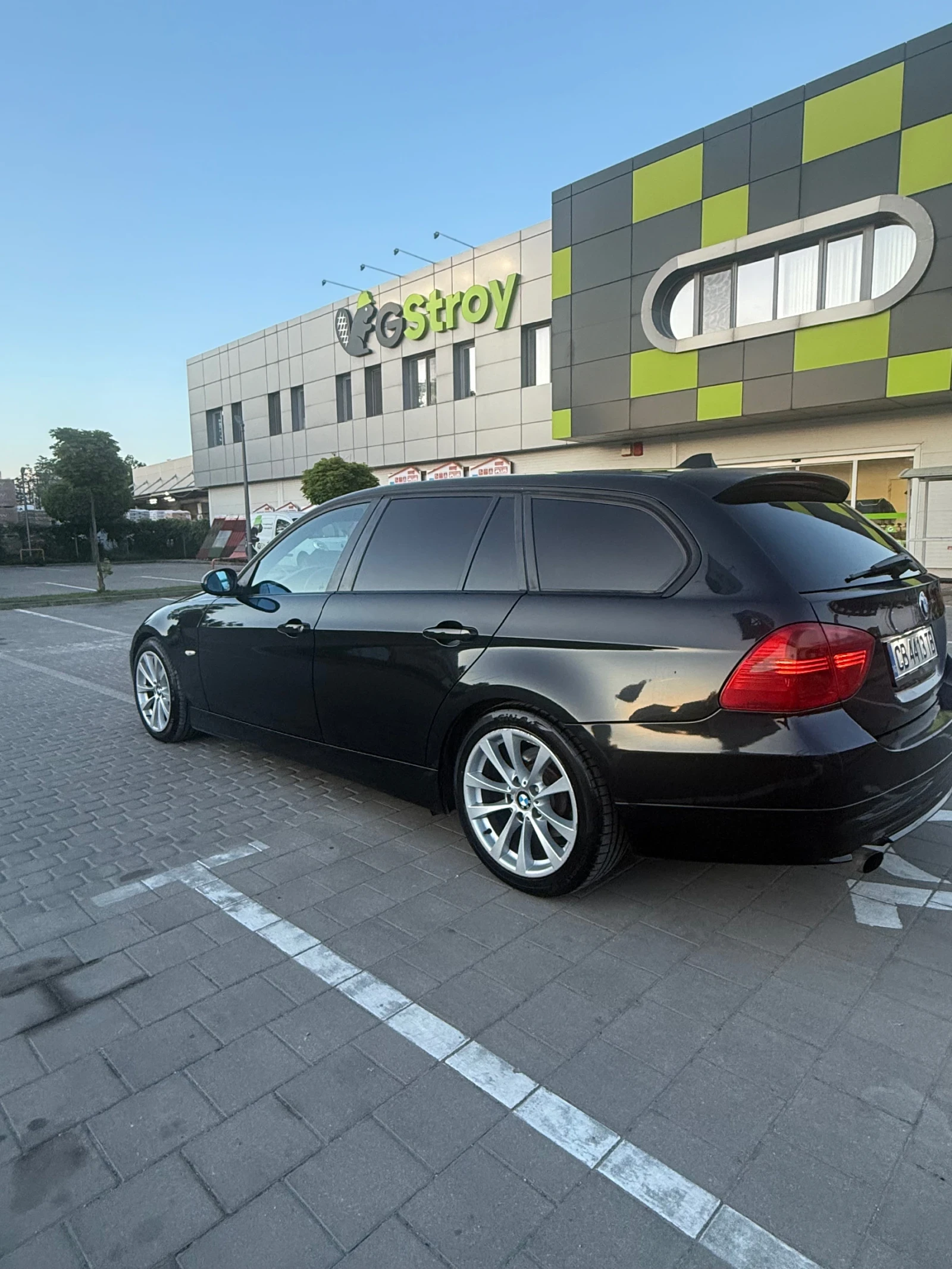 BMW 320 E91 - изображение 2