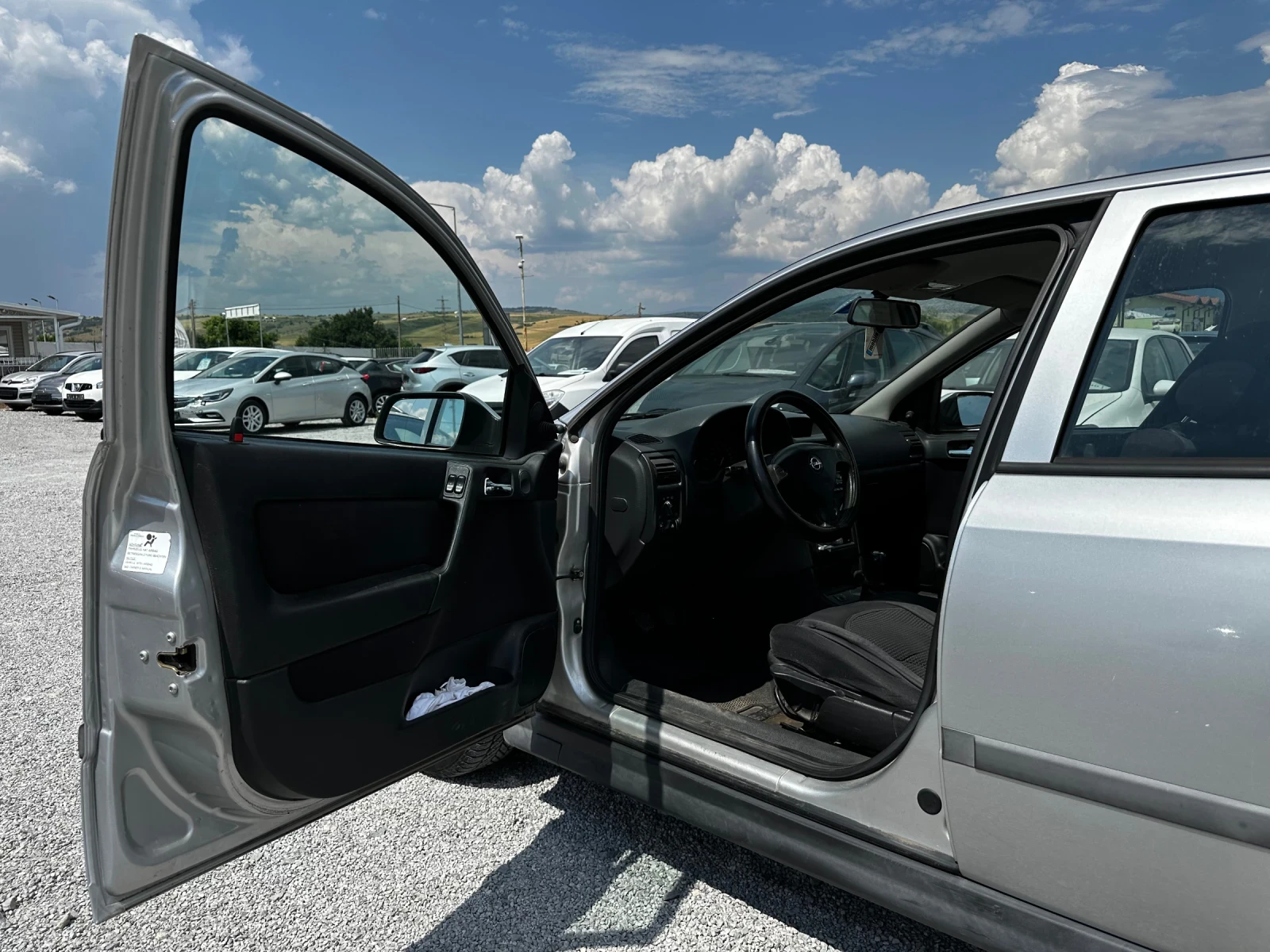 Opel Astra 1.4i-90кс - изображение 6
