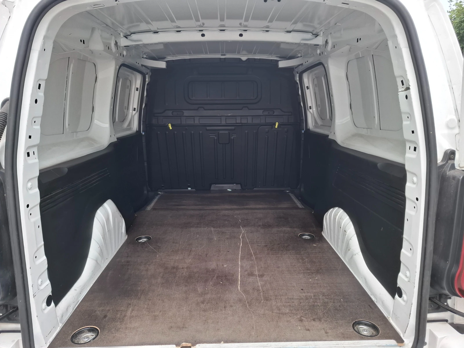 Peugeot Partner 1.5HDI Maxi Камера  - изображение 10