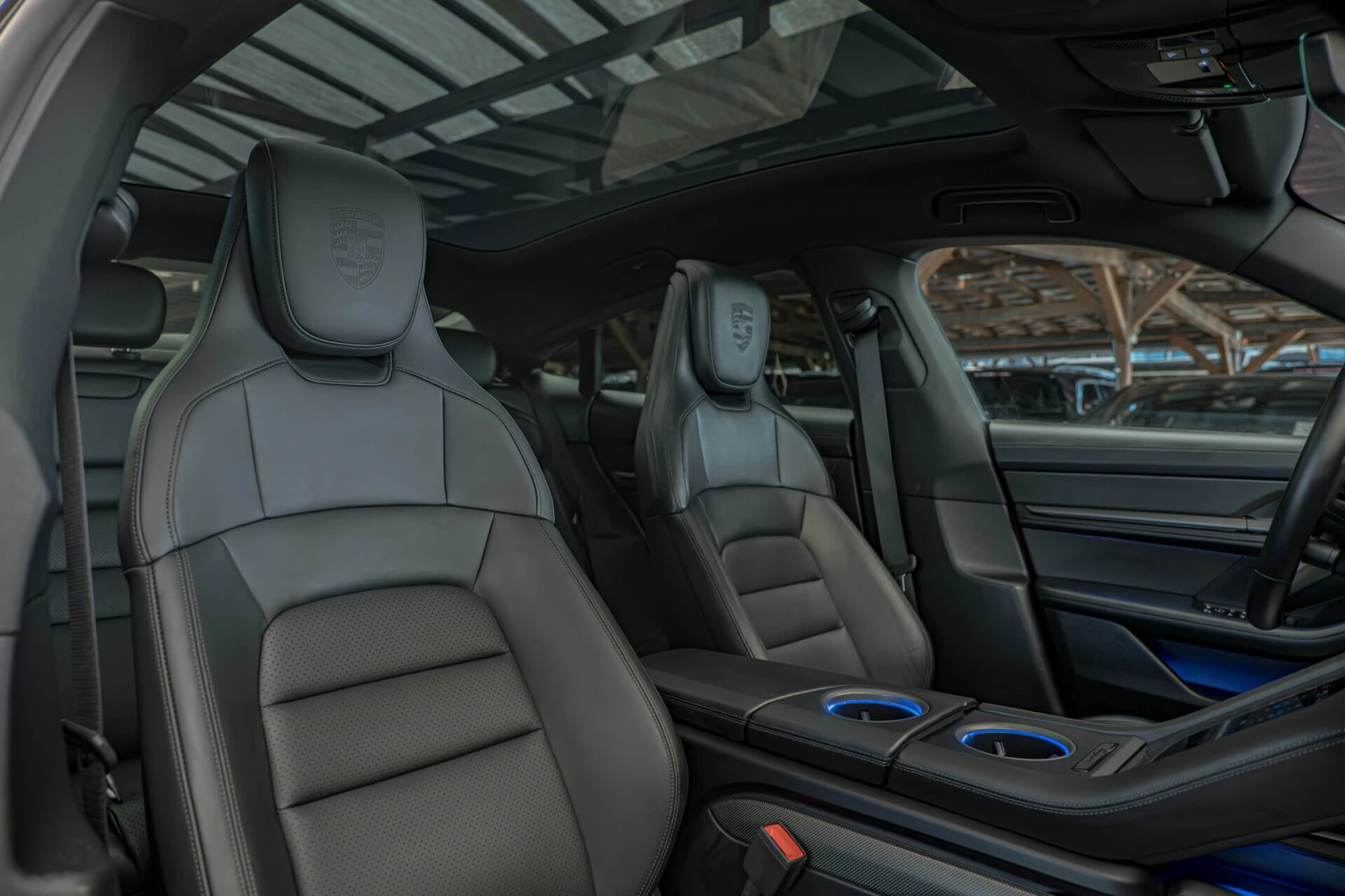 Porsche Taycan 4S/PDLS+ /PESS/Bose/Sport Chrono/Hyper Screen/ - изображение 10
