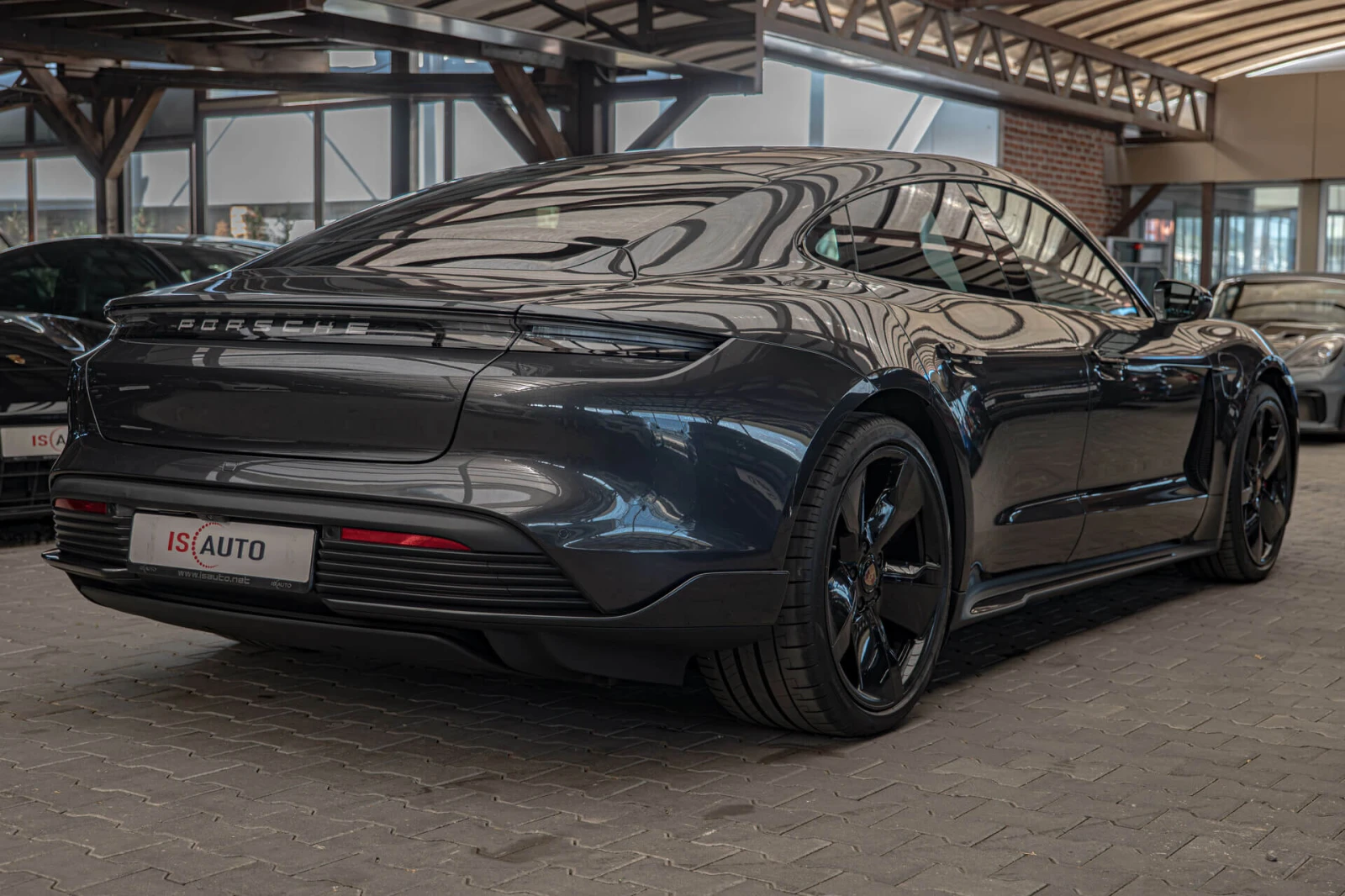 Porsche Taycan 4S/PDLS+ /PESS/Bose/Sport Chrono/Hyper Screen/ - изображение 6