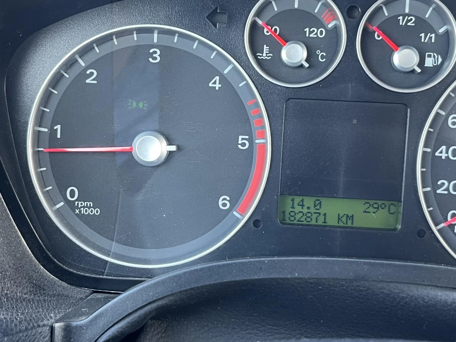 Ford C-max 1.6TDCI 90  | Mobile.bg   13