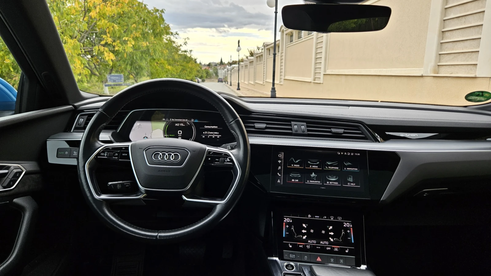 Audi E-Tron 55 S Голямата батерия Гаранция - изображение 10