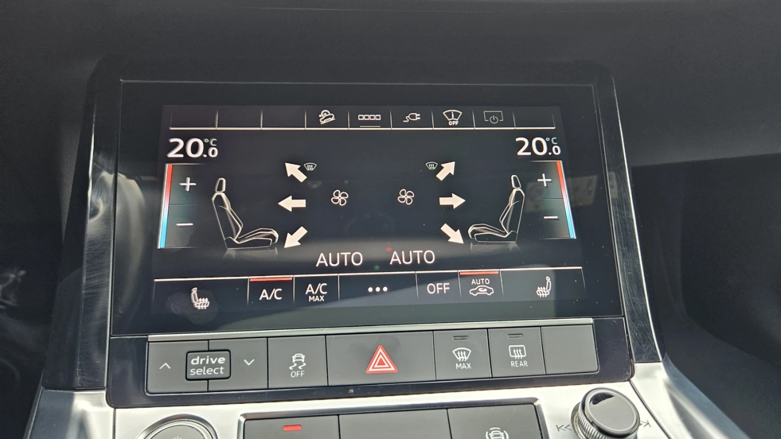 Audi E-Tron 55 S 100%    95kWh  | Mobile.bg   12