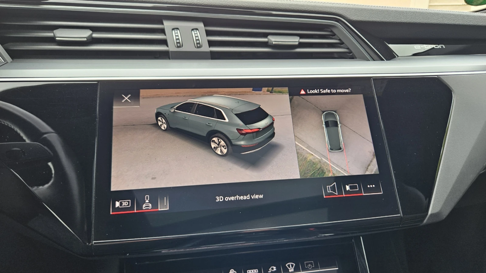 Audi E-Tron 55 S 100%    95kWh  | Mobile.bg   11