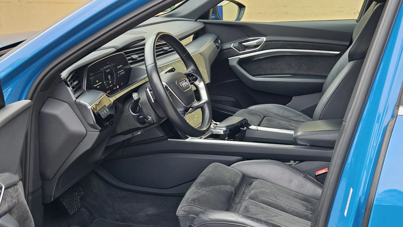 Audi E-Tron 55 S 100%    95kWh  | Mobile.bg   15