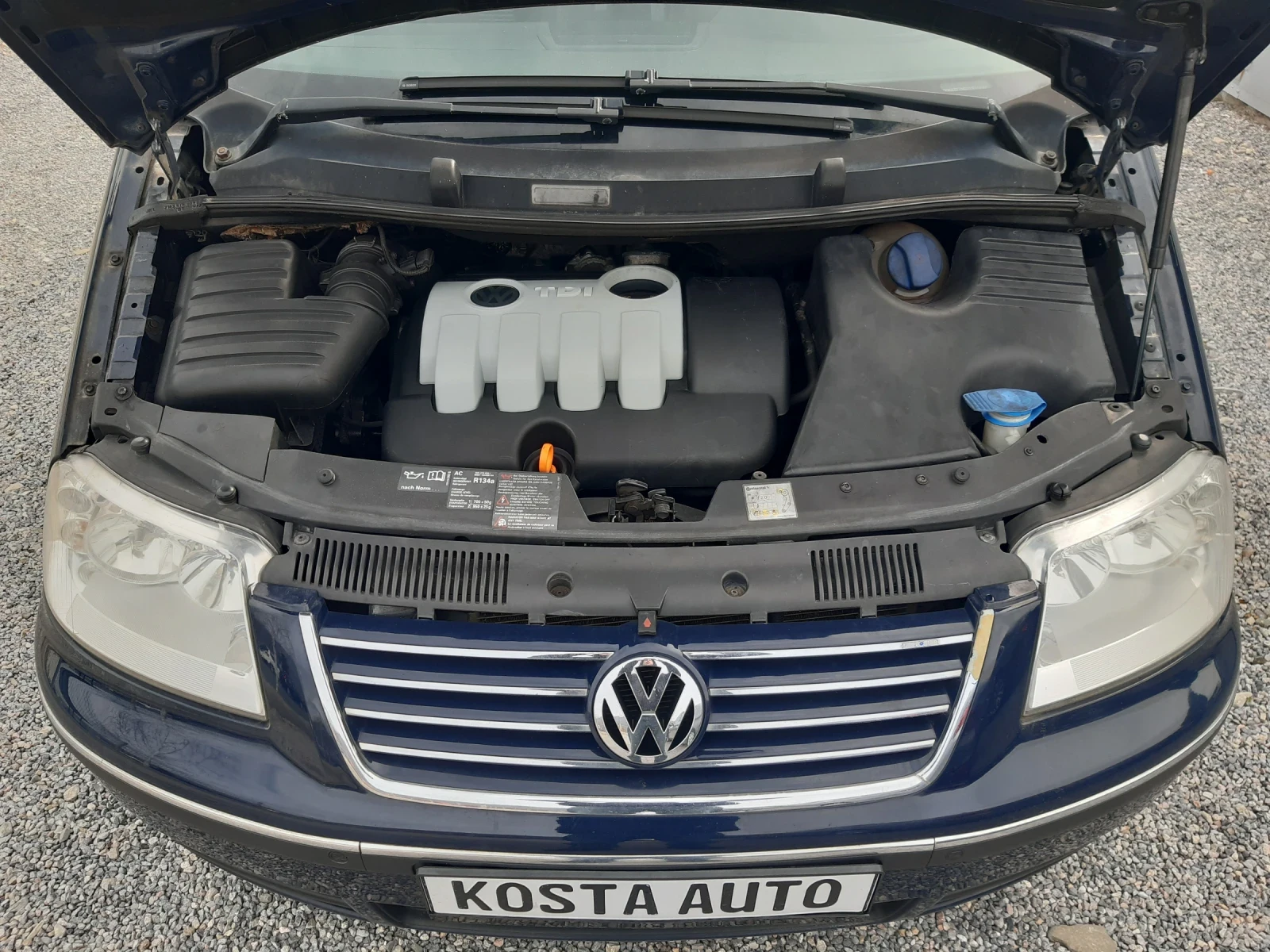 VW Sharan КАТО НОВ, снимка 17 - Автомобили и джипове - 52170187