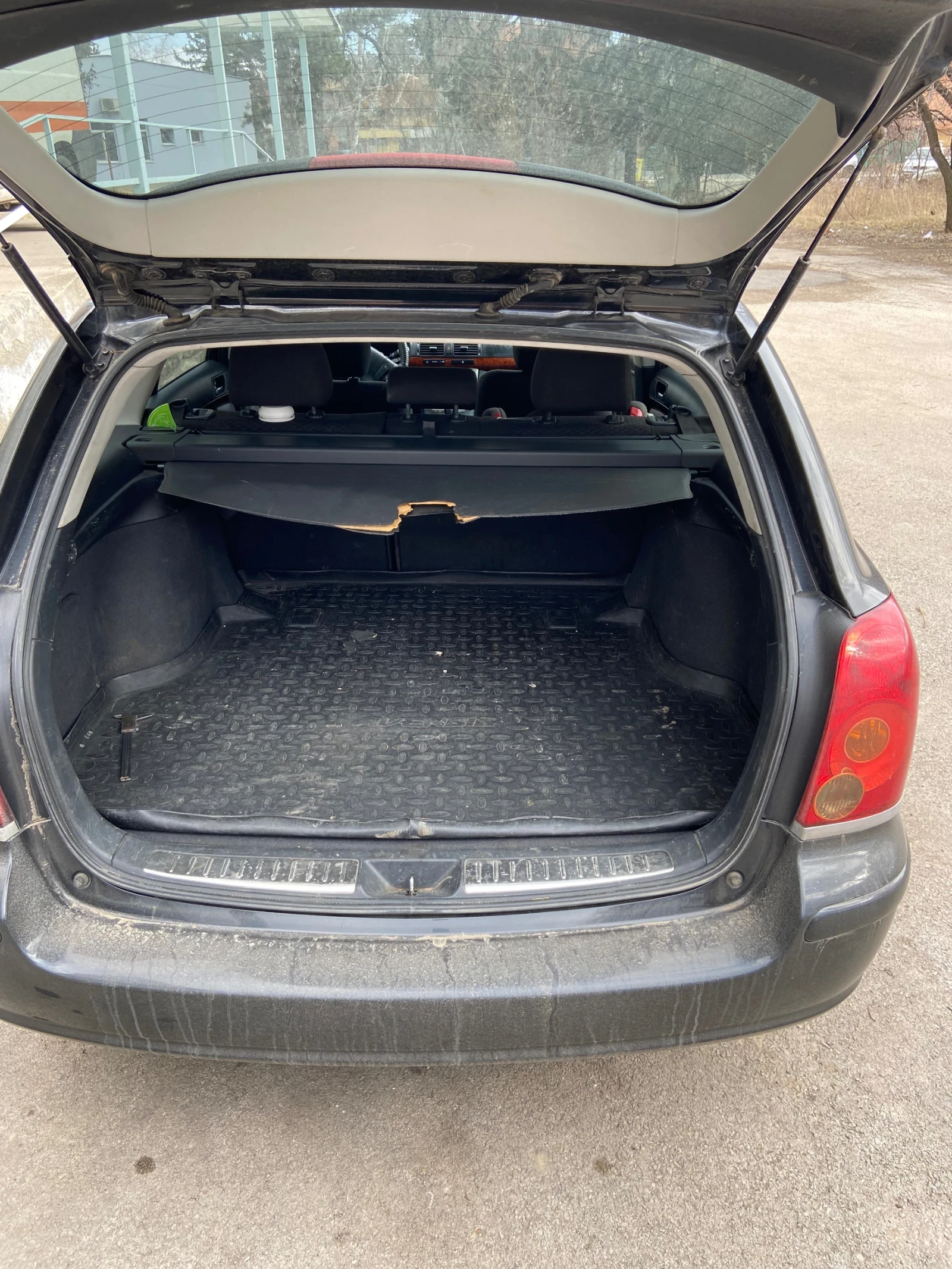 Toyota Avensis  - изображение 10