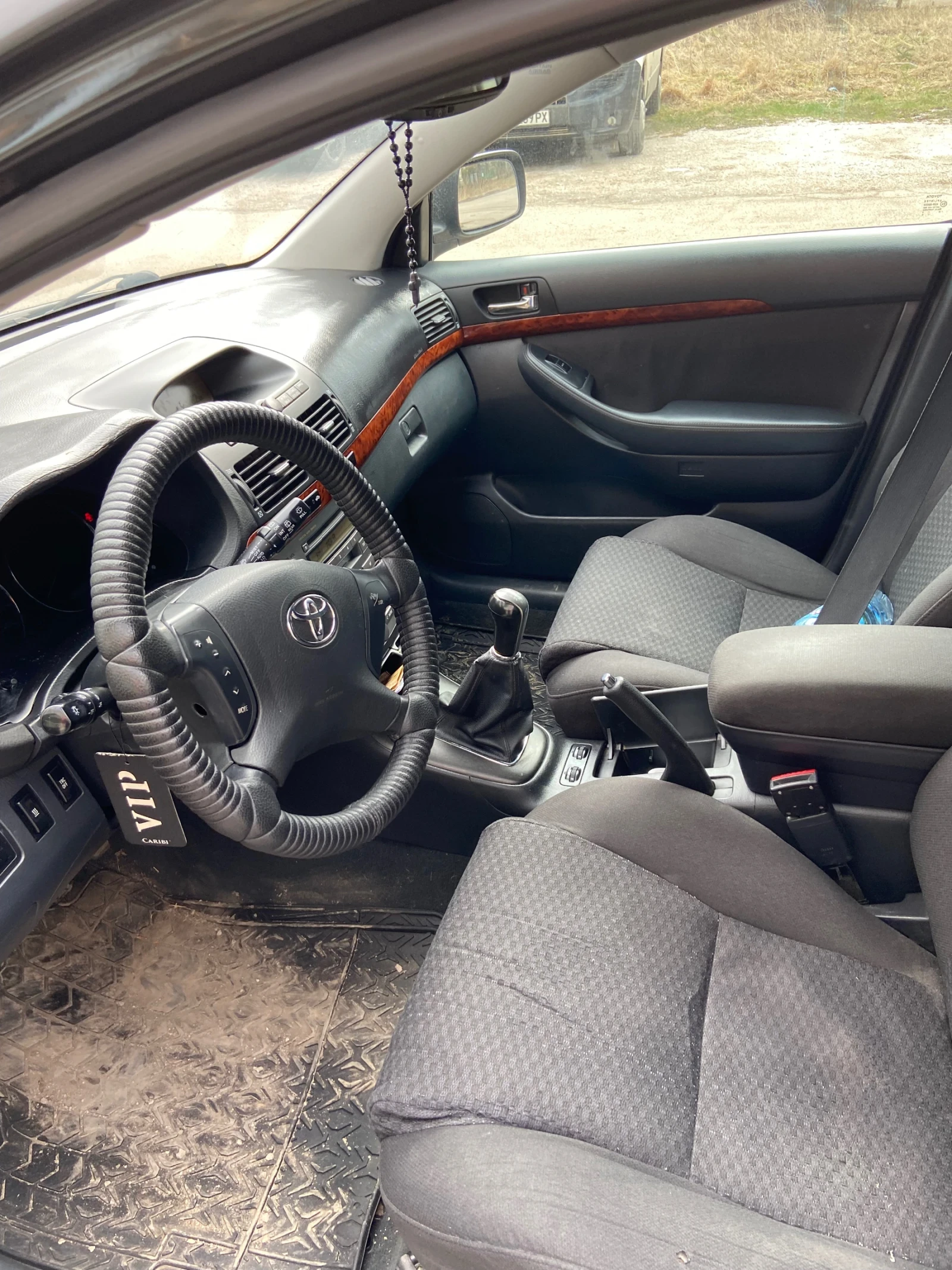 Toyota Avensis  - изображение 6