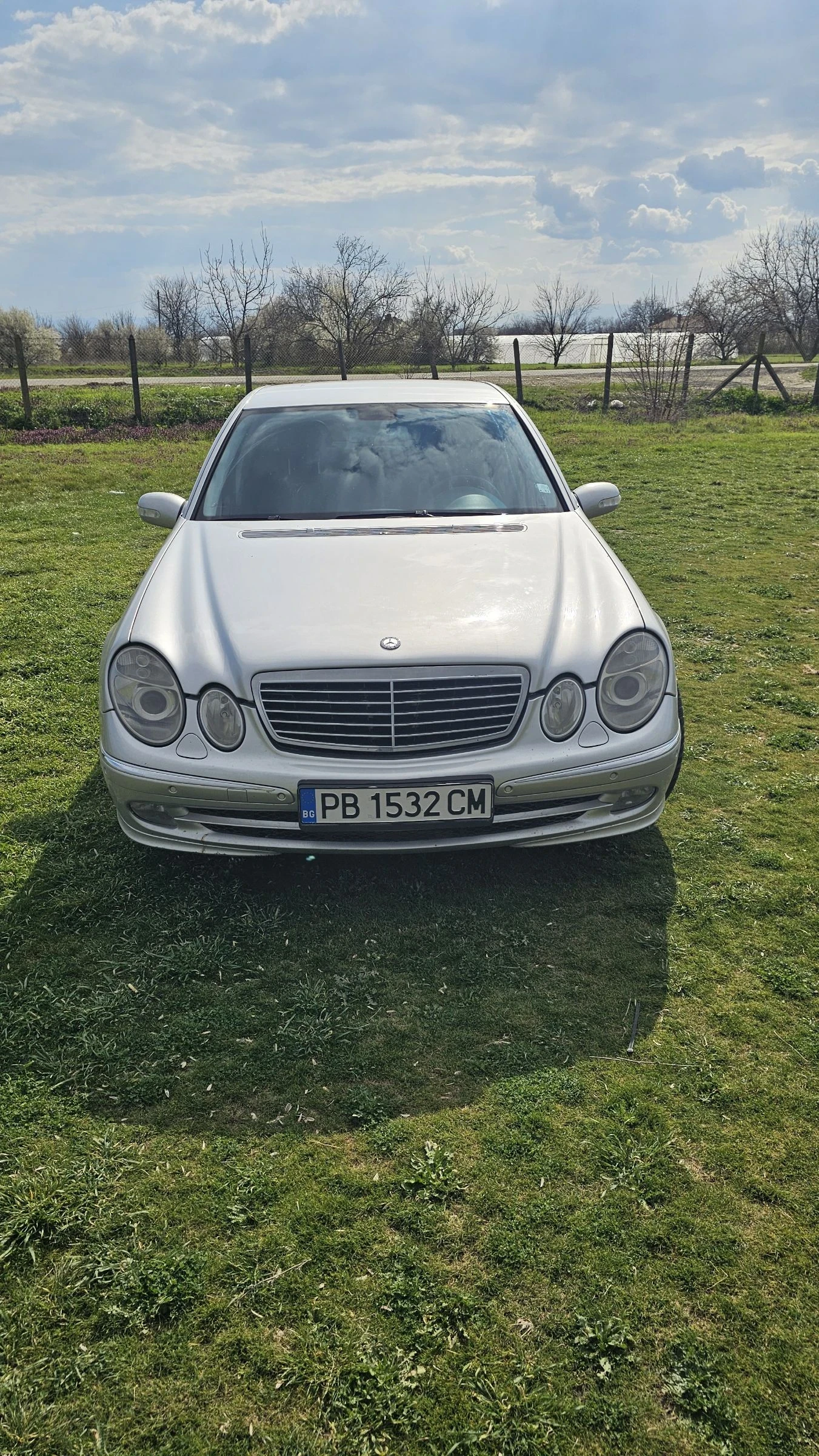 Mercedes-Benz E 320