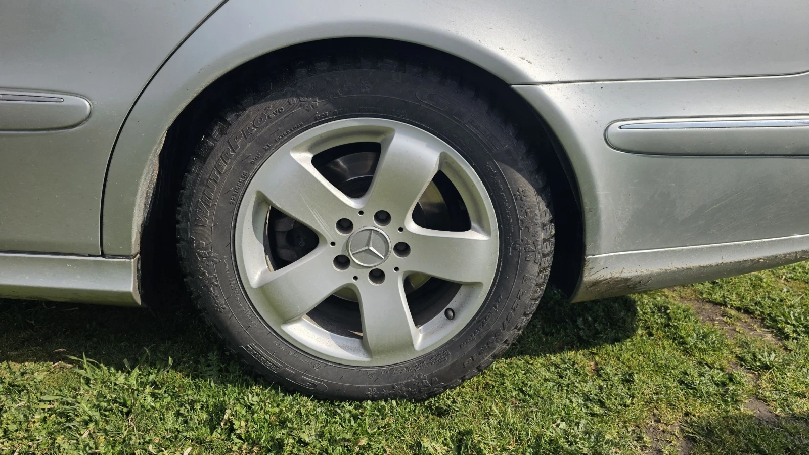 Mercedes-Benz E 320, снимка 8 - Автомобили и джипове - 53980970