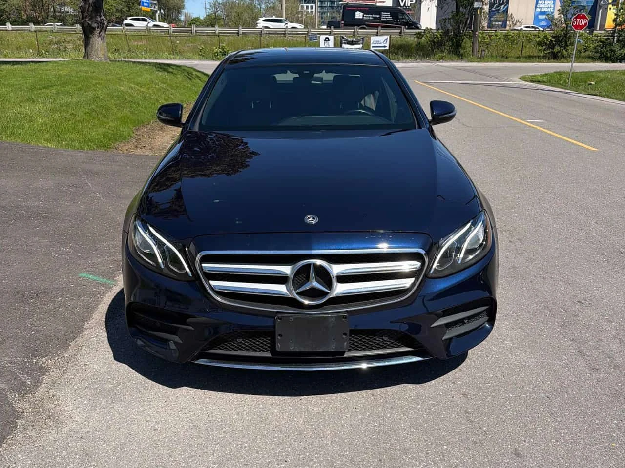 Mercedes-Benz E 400 BURMESTER * ПОДГРЕВИ * ПАНО * KEYLESS * CARFAX, снимка 6 - Автомобили и джипове - 54743154