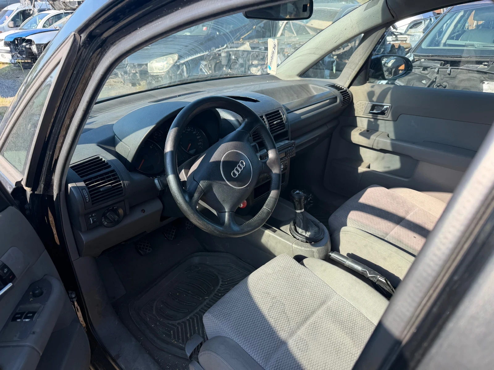 Audi A2 1.4i, снимка 7 - Автомобили и джипове - 54994395