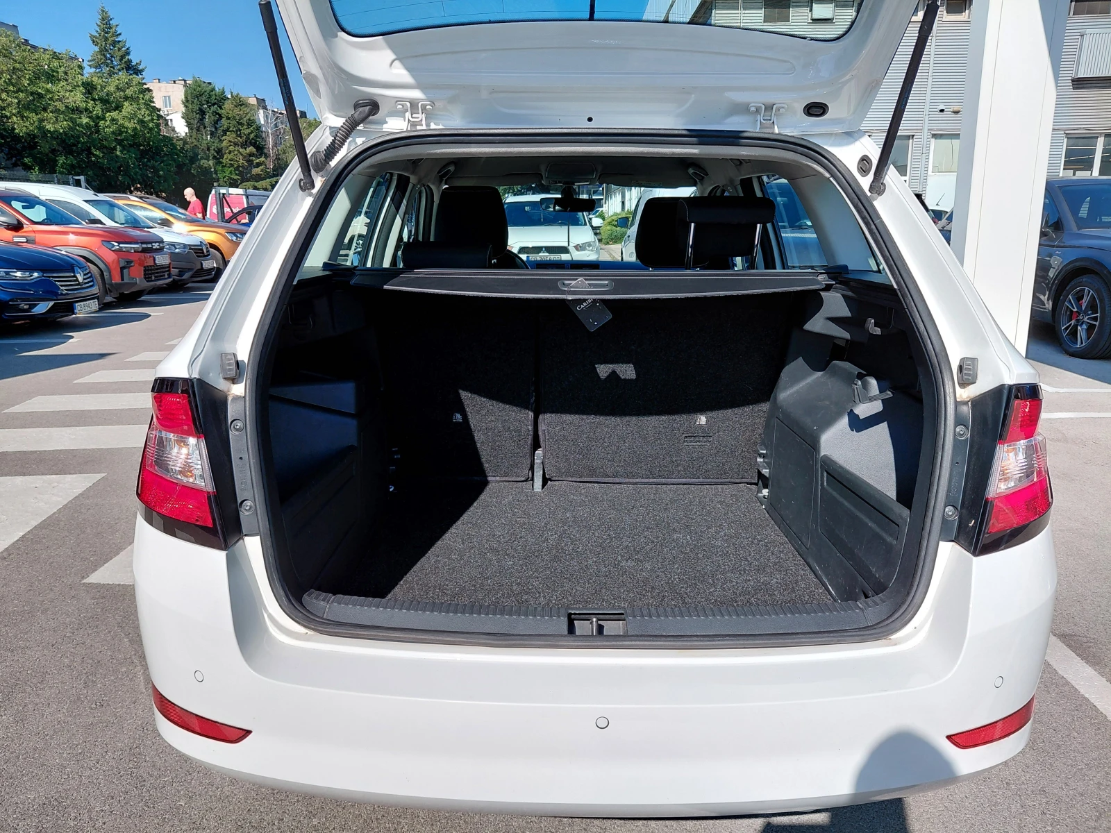 Skoda Fabia 1.0TSi/95k.c./Business / DSG, снимка 17 - Автомобили и джипове - 55294372