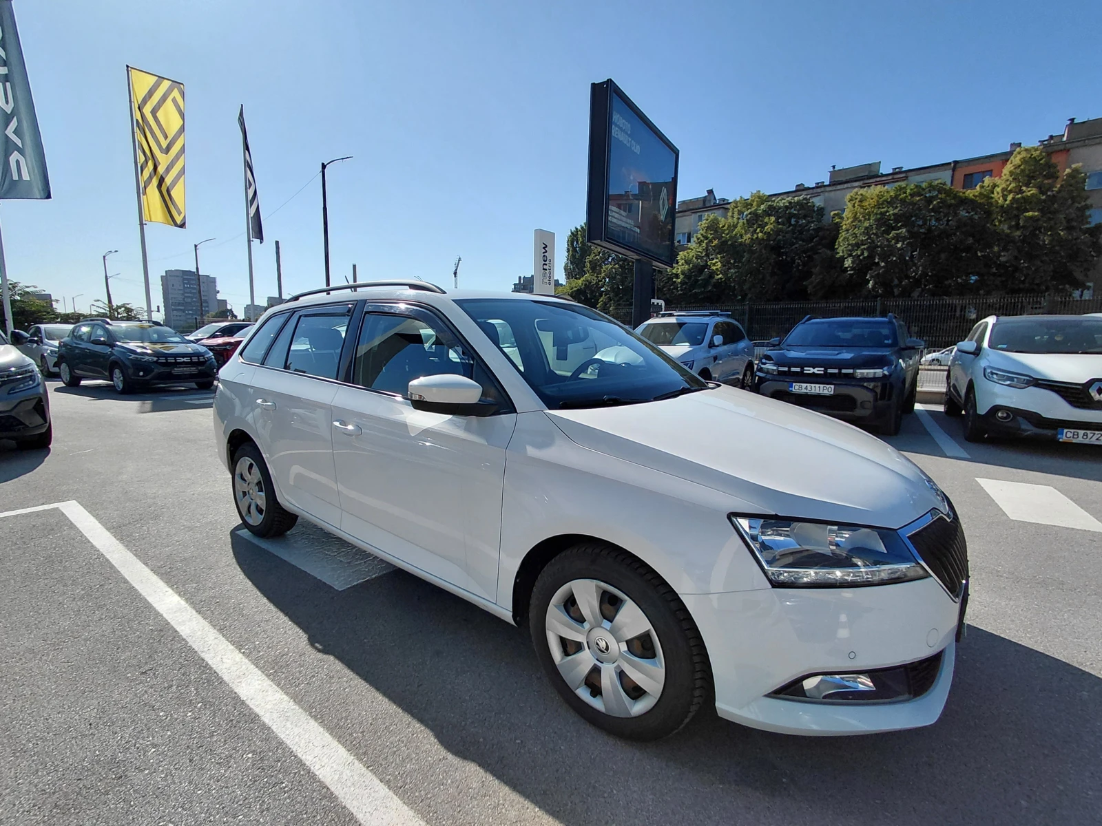 Skoda Fabia 1.0TSi/95k.c./Business / DSG, снимка 3 - Автомобили и джипове - 55294372