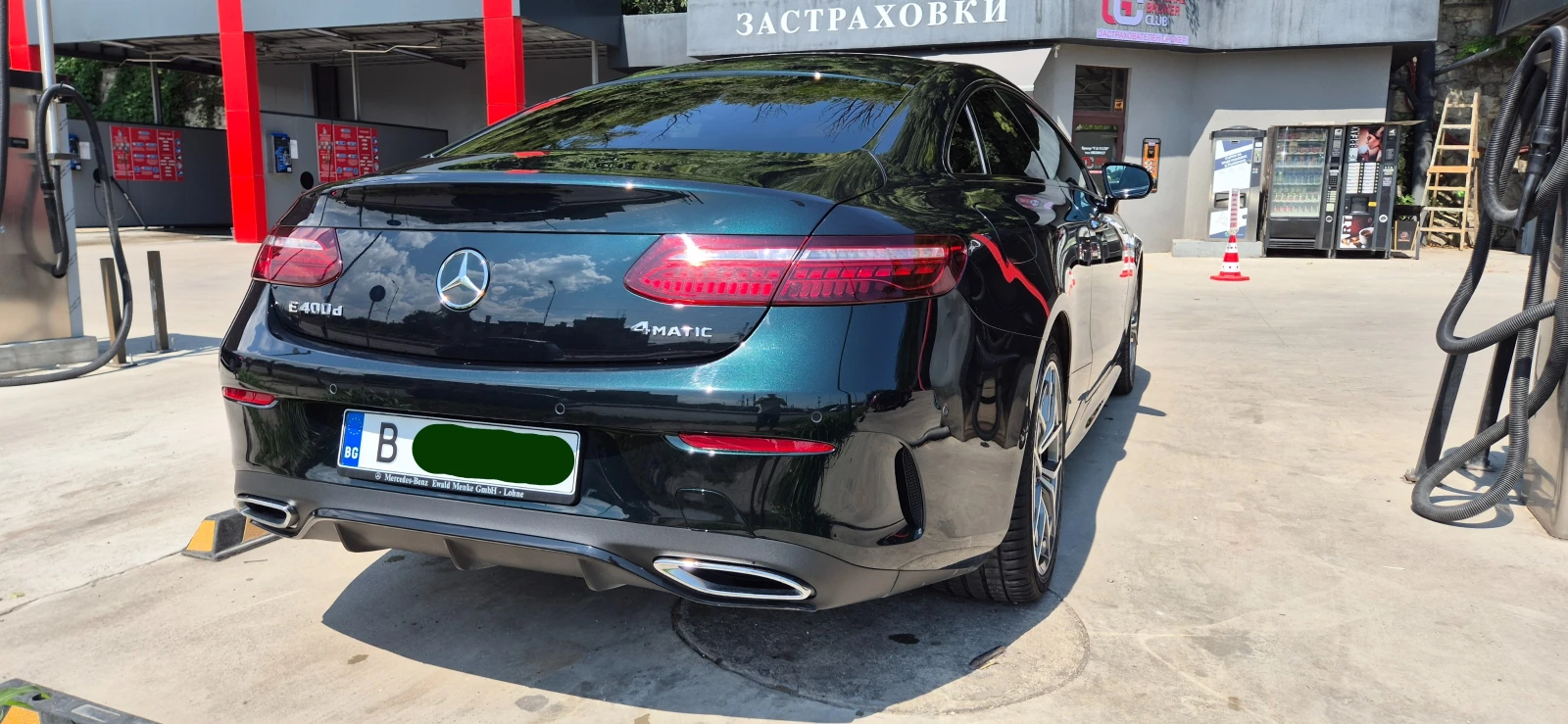 Mercedes-Benz E 400 4MATIC , BURMASTER, 360 гр., ПАНО, МЕМОРИ , AMG..., снимка 5 - Автомобили и джипове - 55383839