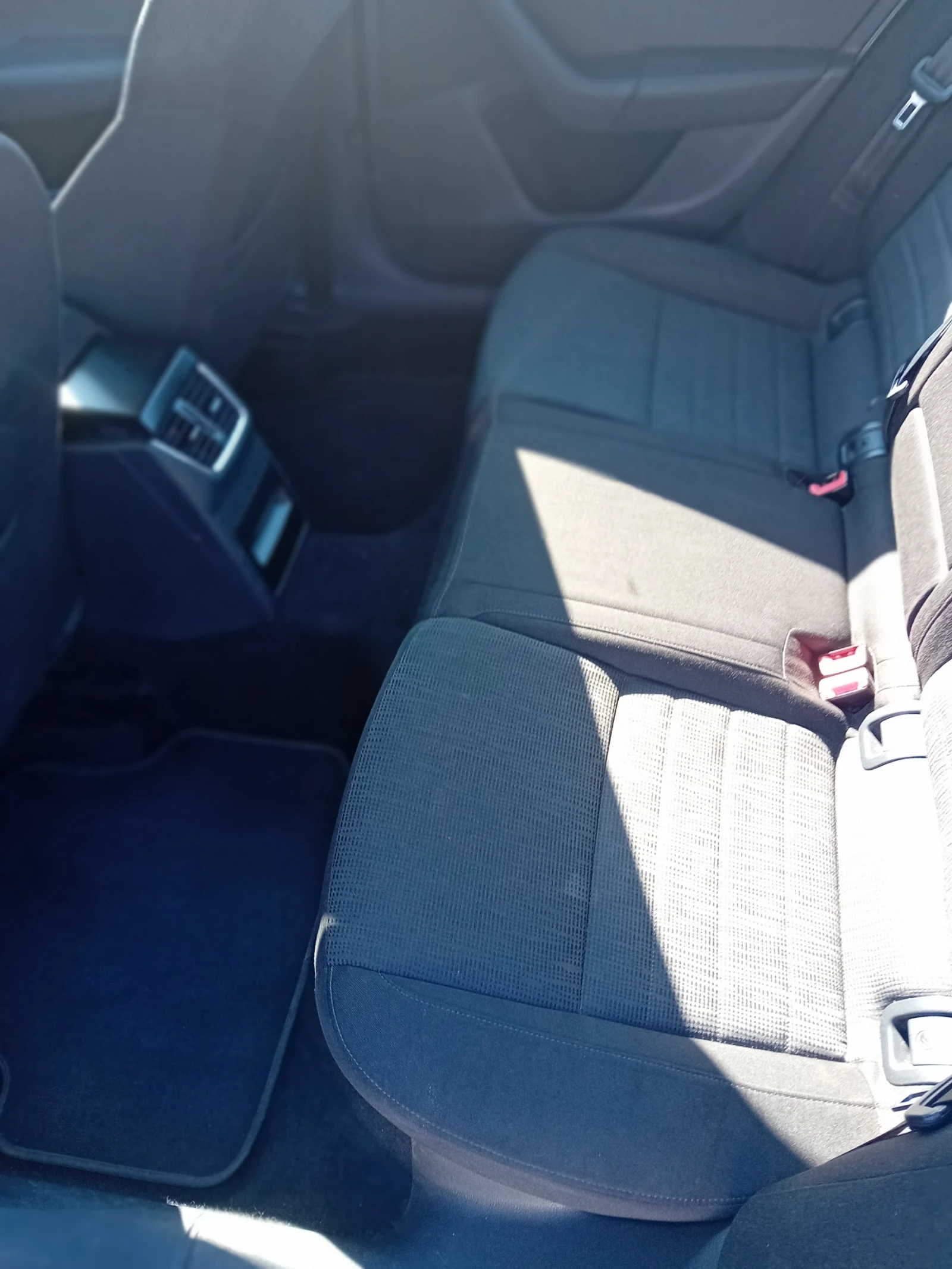 Skoda Octavia, снимка 9 - Автомобили и джипове - 56410309