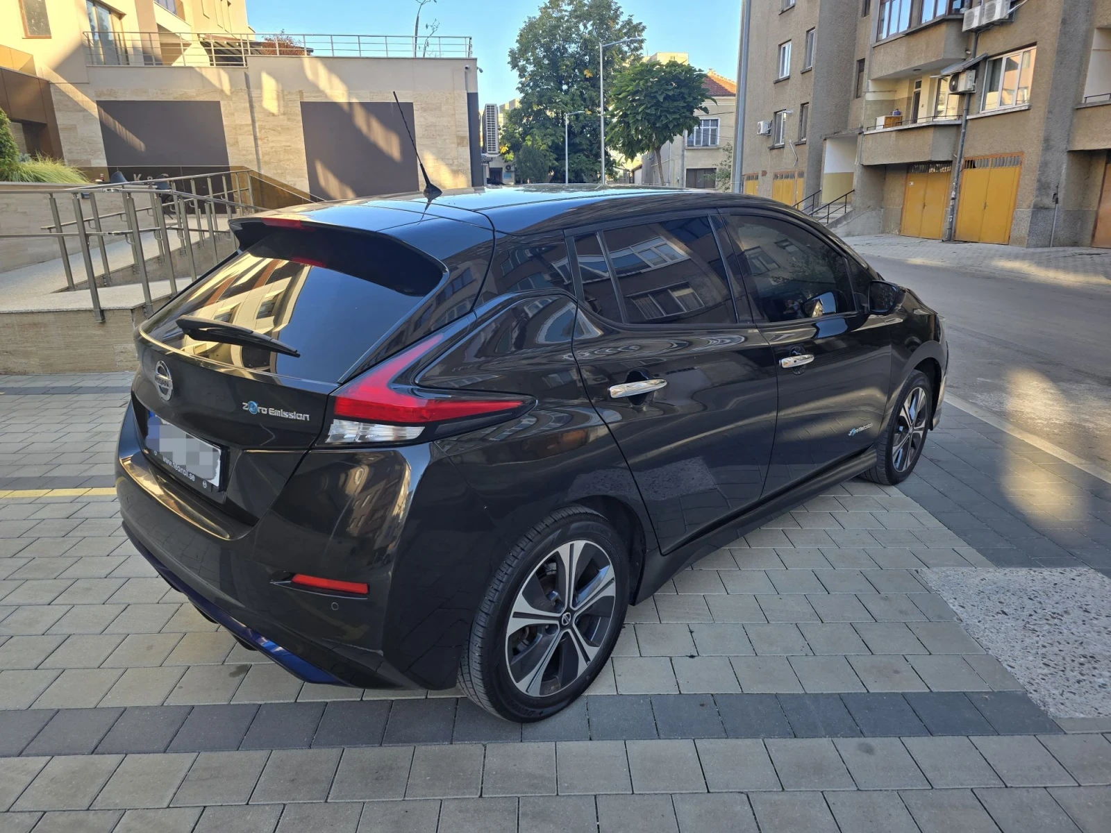 Nissan Leaf  62kWh/N-Connecta/������ 360/Bose/Distronic | Mobile.bg � ����������� 3