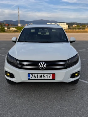     VW Tiguan R-LINE