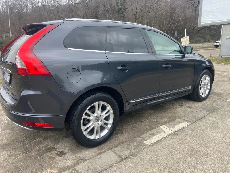 Volvo XC60 3.2 T6 ГАЗ / Бензин, снимка 3 - Автомобили и джипове - 49333642