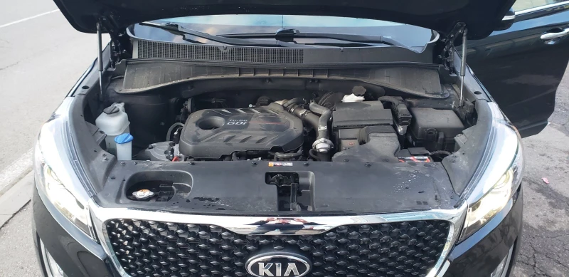Kia Sorento 2.0T 4х4, снимка 15 - Автомобили и джипове - 52240979