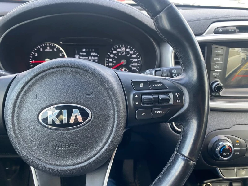 Kia Sorento 2.0T 4х4, снимка 16 - Автомобили и джипове - 52240979