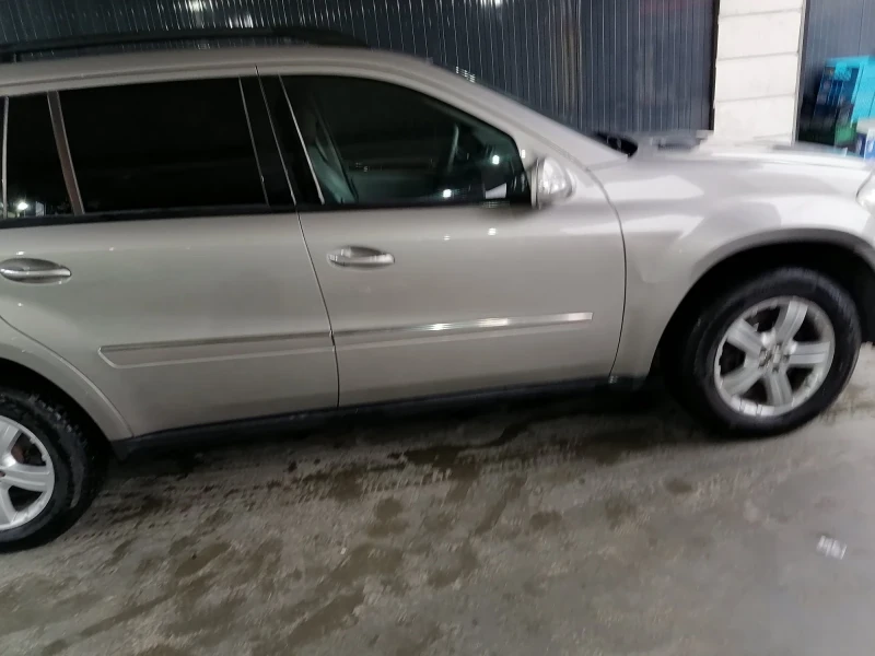 Mercedes-Benz GL 320, снимка 4 - Автомобили и джипове - 52516387