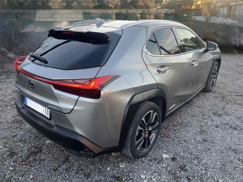 Lexus UX 250h 2000 hibrid, снимка 4 - Автомобили и джипове - 52829991