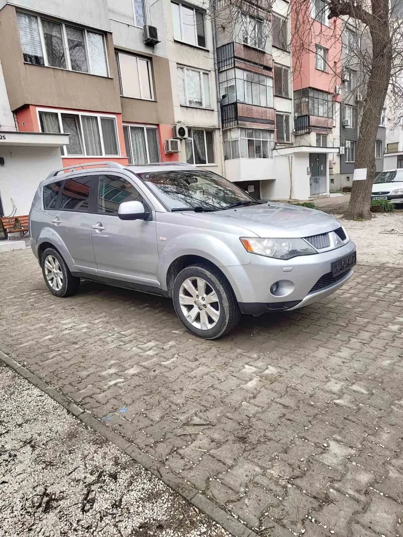 Mitsubishi Outlander 2.4 бензин/газ 4х4 кожа/автоматик/люк/нави, снимка 4 - Автомобили и джипове - 53453354