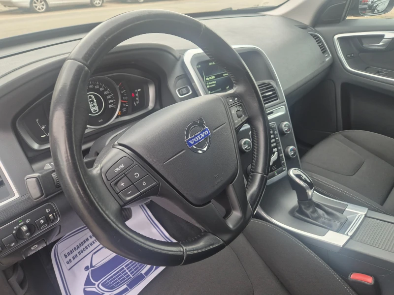 Volvo XC60 2.0D, снимка 10 - Автомобили и джипове - 53477716