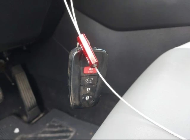 Toyota Rav4 XLE PREMIUM, снимка 13 - Автомобили и джипове - 53098263