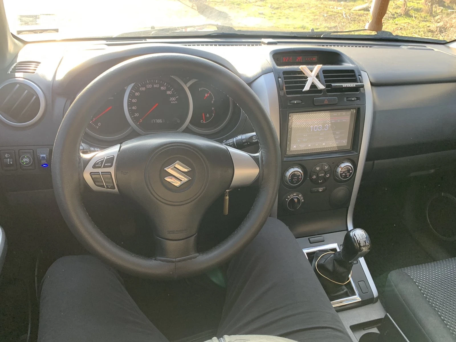 Suzuki Grand vitara 2.0i BRC - изображение 4