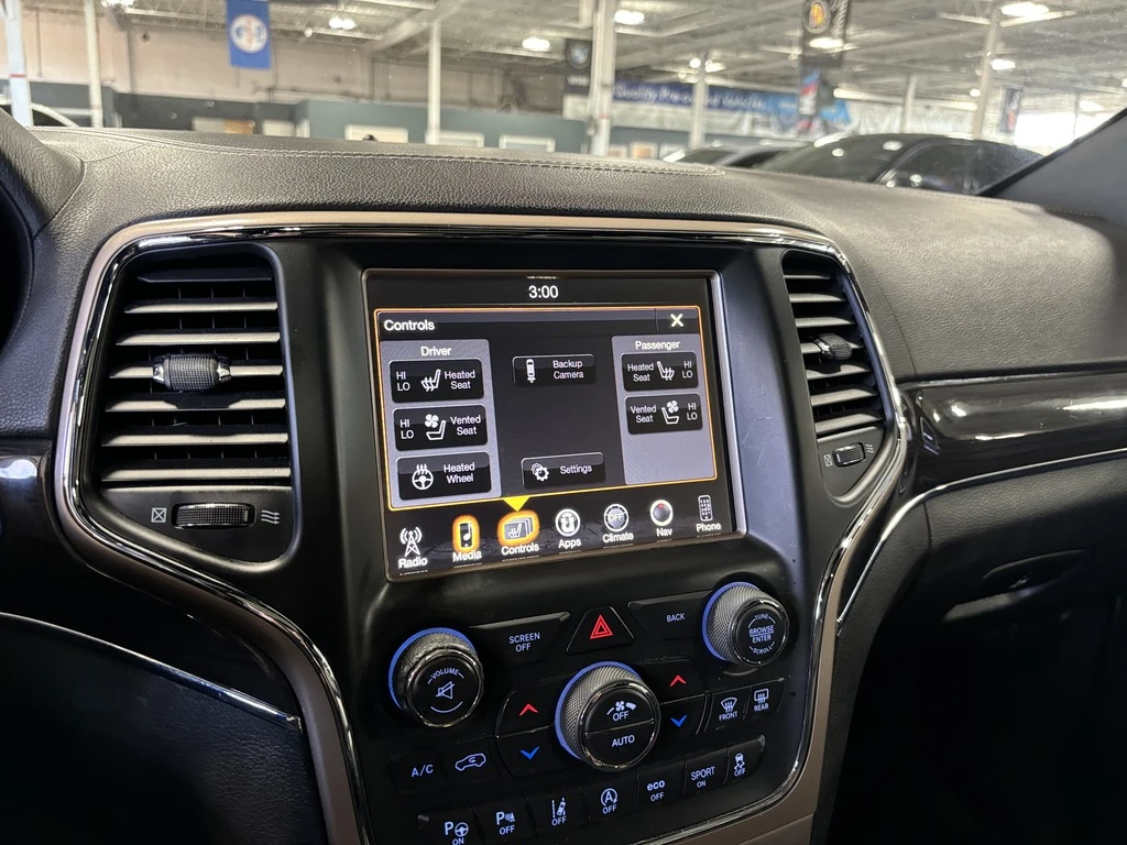 Jeep Grand cherokee Overland PANO* ОБДУХВАНЕ* CAM* ПОДГРЕВ* BLINDSPOT* - изображение 7