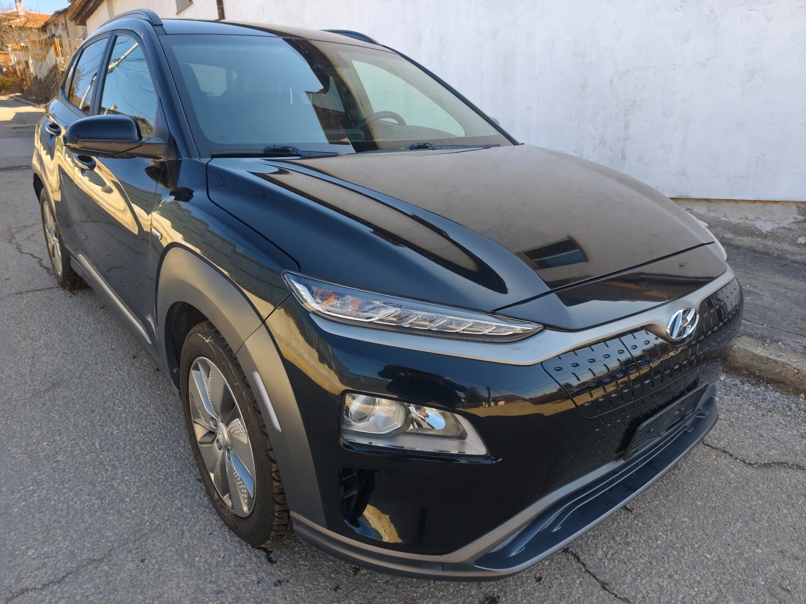 Hyundai Kona 320км пробег Бързо зареждане 90 000км, снимка 5 - Автомобили и джипове - 53284067