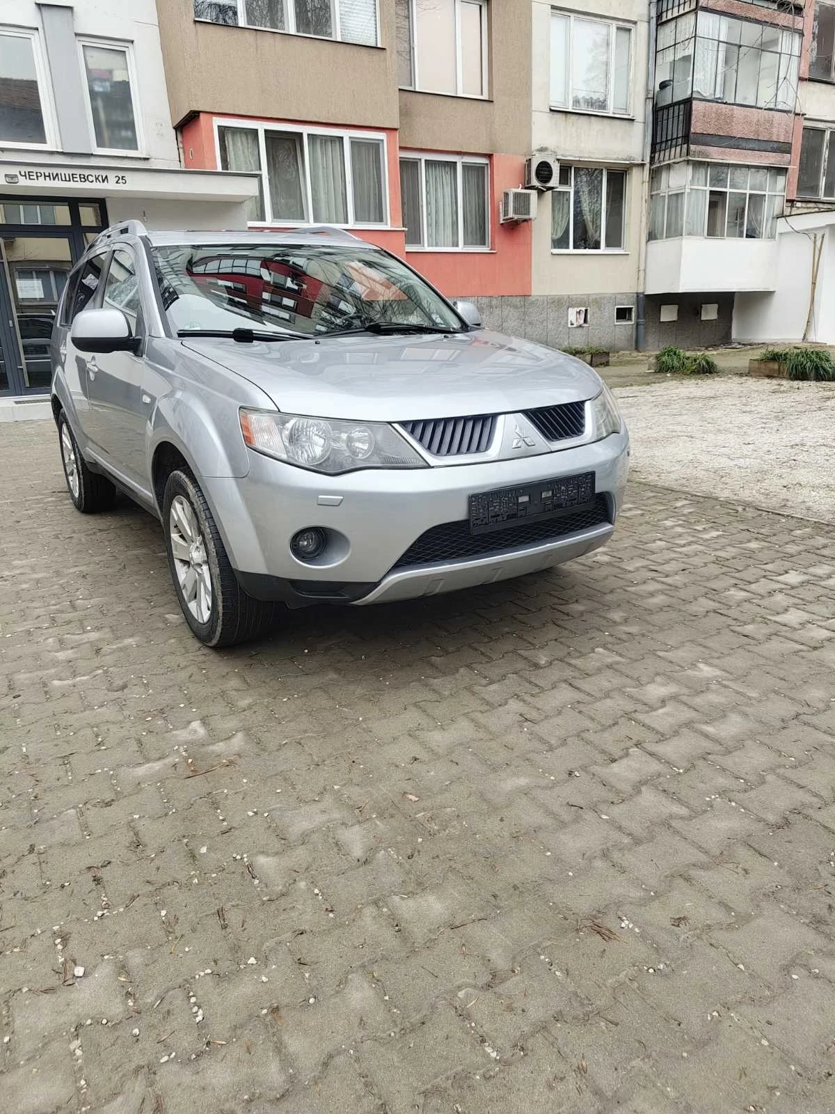 Mitsubishi Outlander 2.4 бензин/газ 4х4 кожа/автоматик/люк/нави - изображение 8